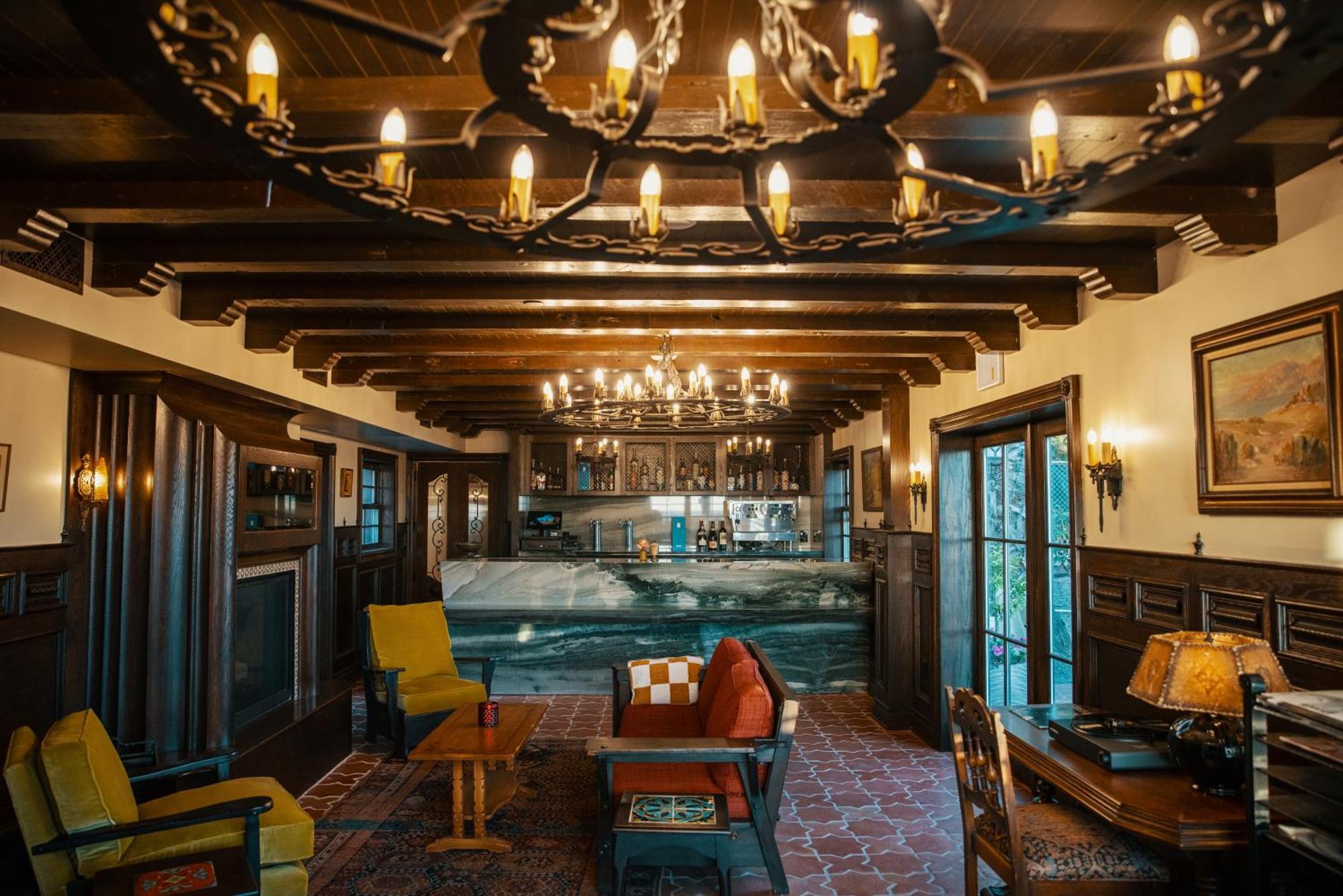 El Caminante Bar & 4* Dana Point